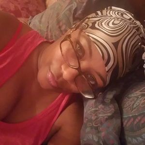 Meet your Posher, Latisha